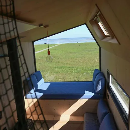 Tiny House Pioneer 4 - Tiny Spot