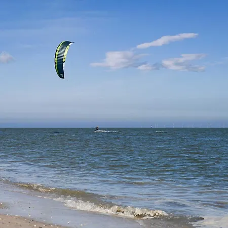 Tiny House Pioneer 4 - Tiny Spot * Schillig