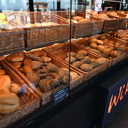 Tiny House Pioneer 4 - Tiny Spot * Schillig